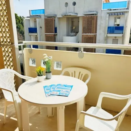 Flat With Sunny Balcony Apartman Bibione