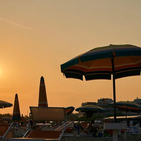 Flat With Sunny Balcony Bibione