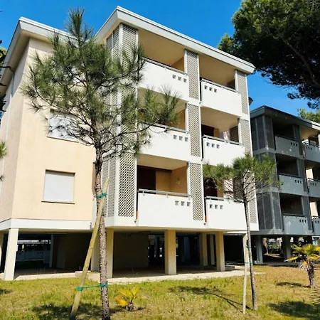 Διαμέρισμα Flat With Sunny Balcony Μπιμπιόνε