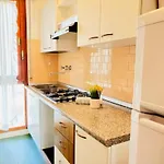 Flat With Sunny Balcony * بيبيوني