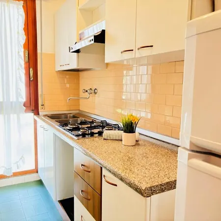 Flat With Sunny Terrace Close To The * Bibione